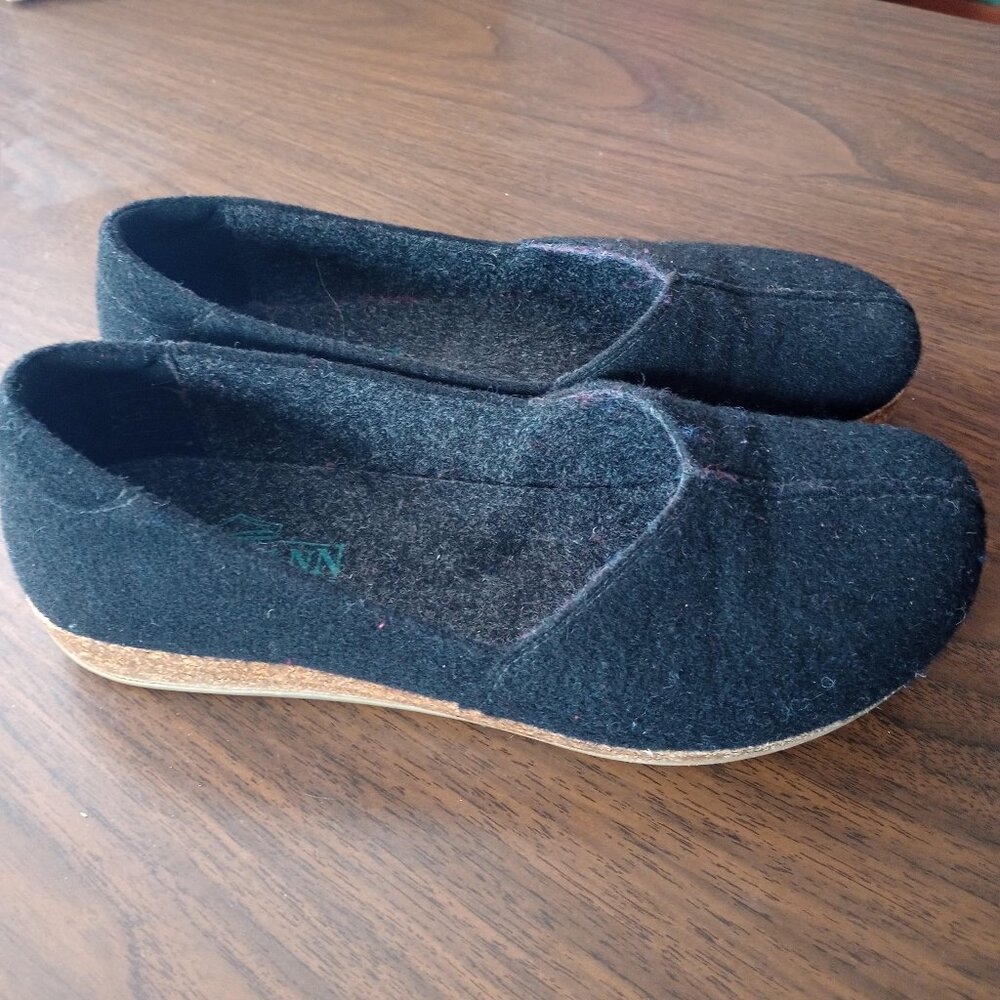 wool Liesl flats by Stegmann sz 8 like new